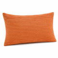 Dekokissen 50 x 35 cm aus geripptem Textil in Orange für Sofa